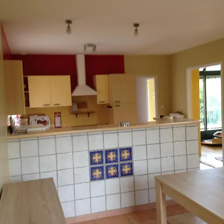 Jaune De La Chataigneraie Villa *